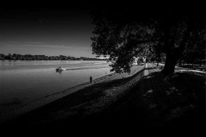 Mobile image
