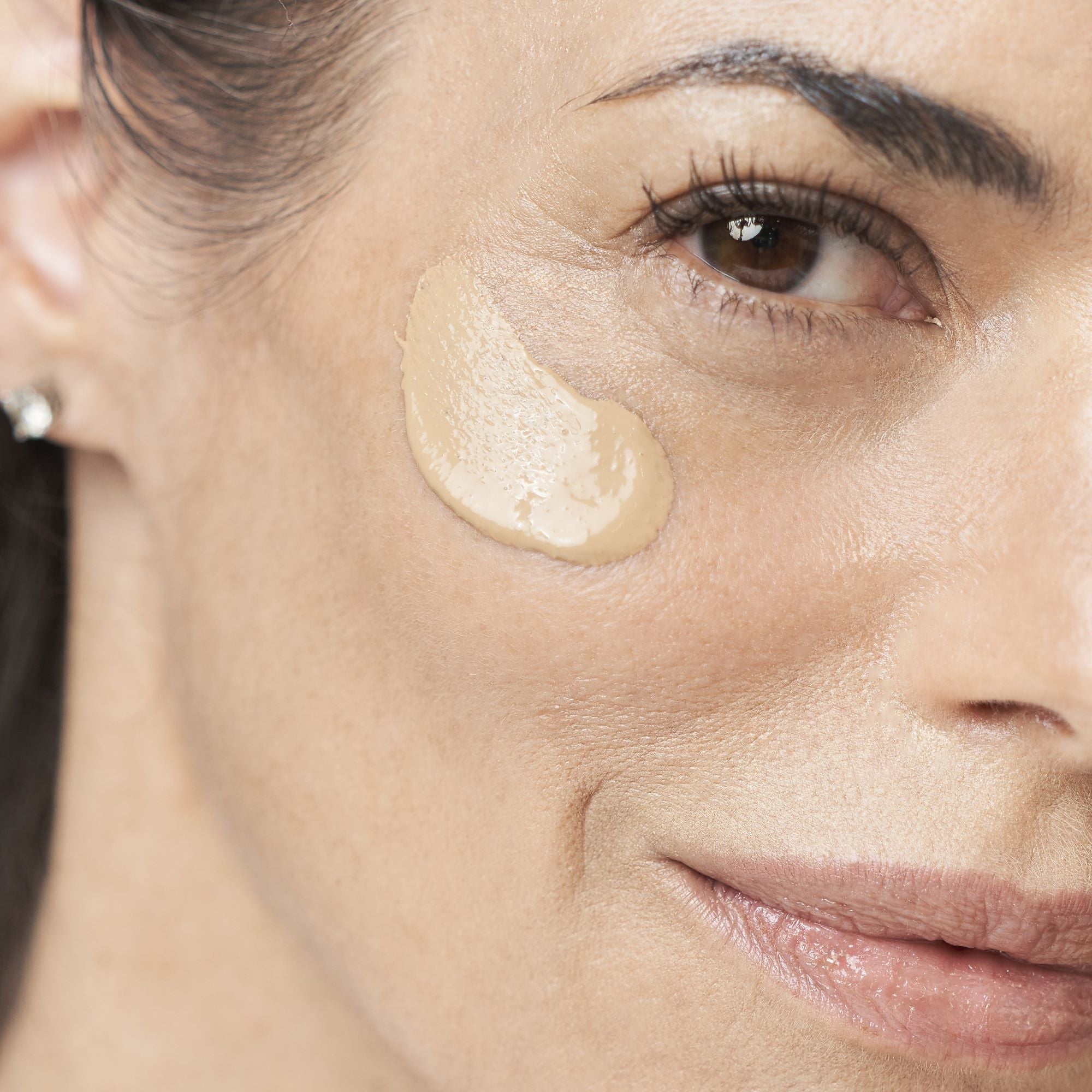 Mineral Tinted Moisturizer with SPF 40 — Broad Spectrum Zinc Oxide Protection